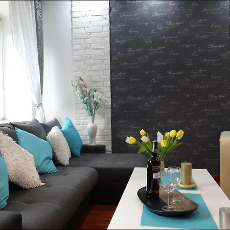 Old Town P&o Serviced Apartment *