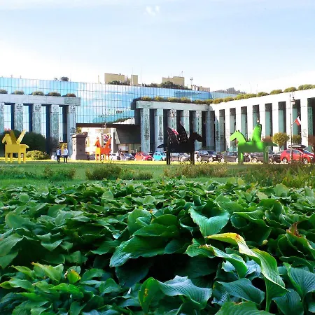 Old Town P&o Serviced 바르샤바