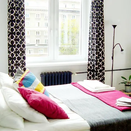 Old Town P&o Serviced 바르샤바