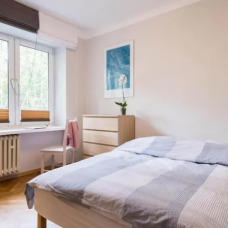 Old Town P&o Serviced