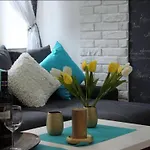 Old Town P&o Serviced Appartement *