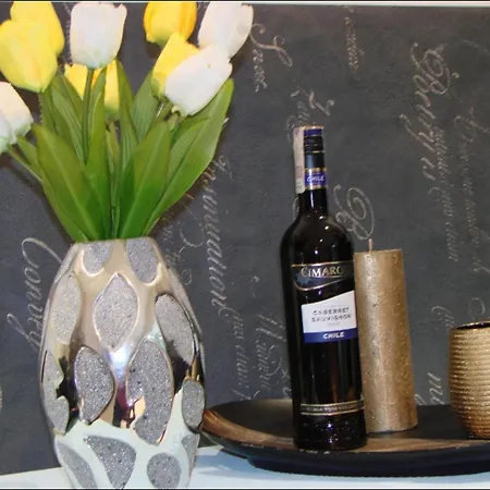 Old Town P&o Serviced *